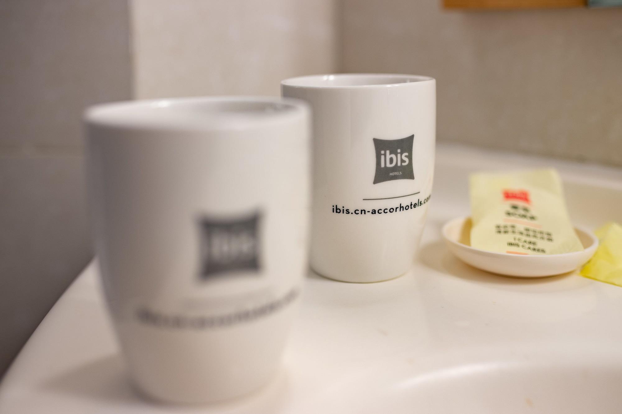 Ibis Hangzhou Huanglong Sports Center Hotel Екстер'єр фото