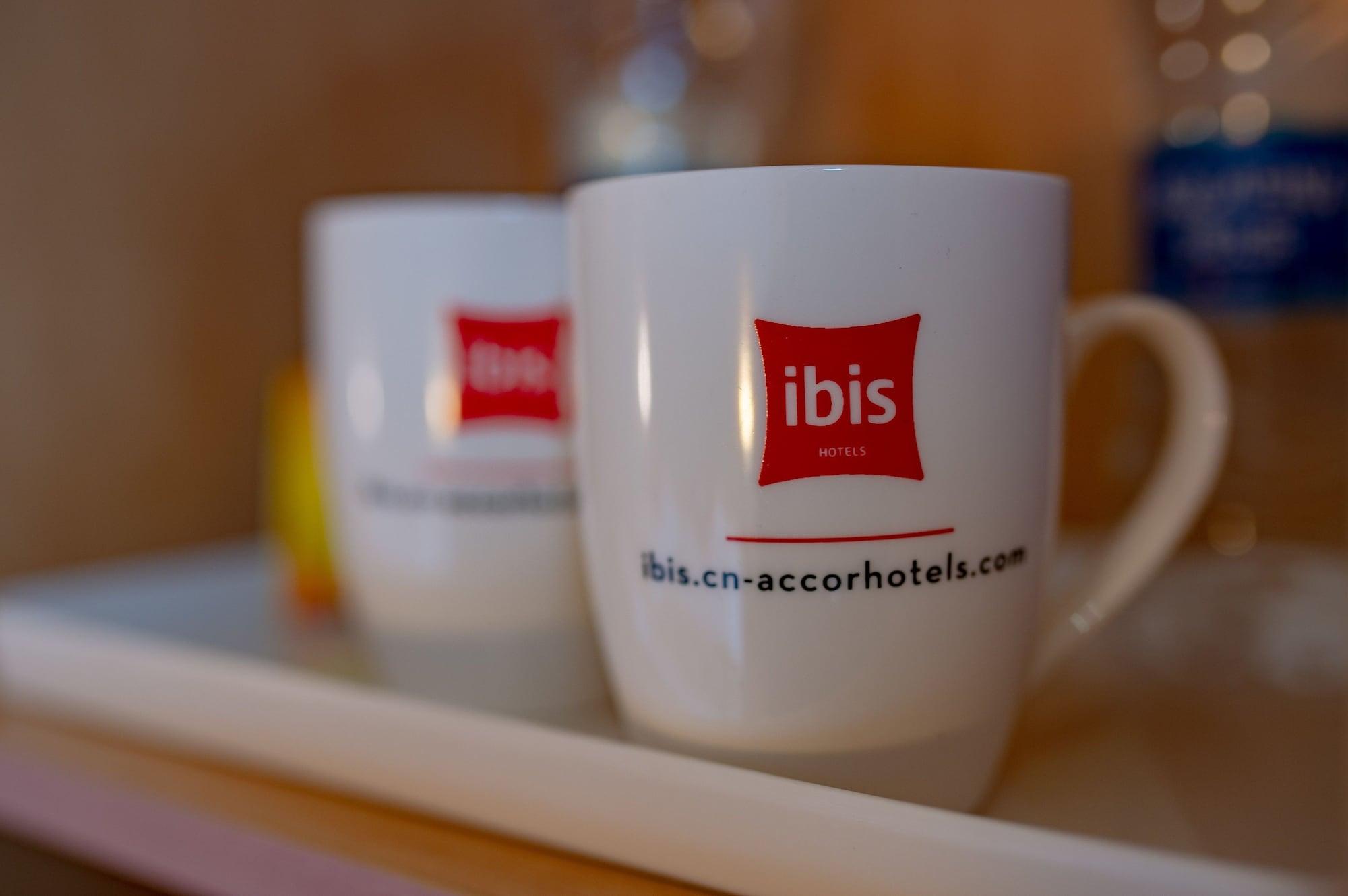 Ibis Hangzhou Huanglong Sports Center Hotel Екстер'єр фото